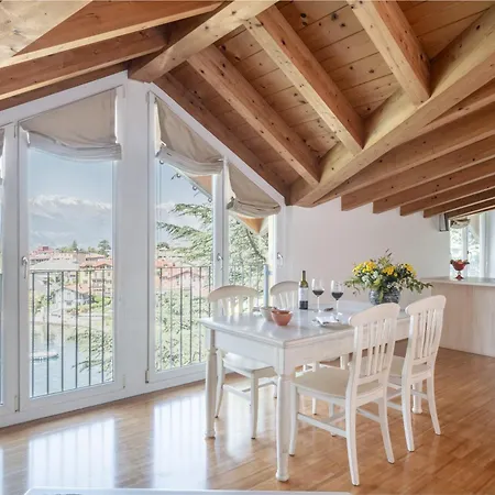 Rosa Dei Venti - View &